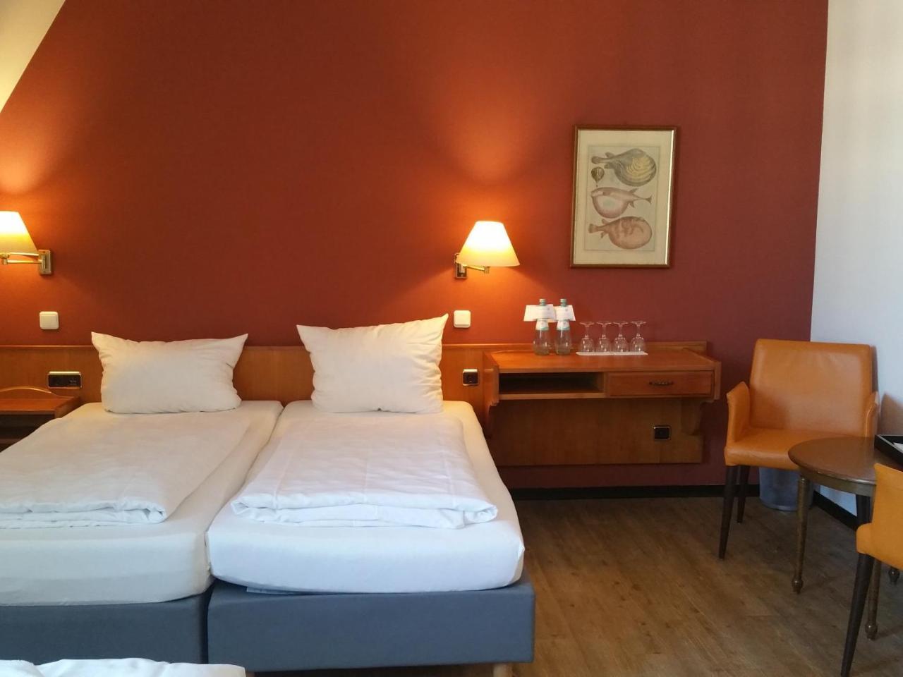 Mondo'S Kaffeehotel Trier Rum bild